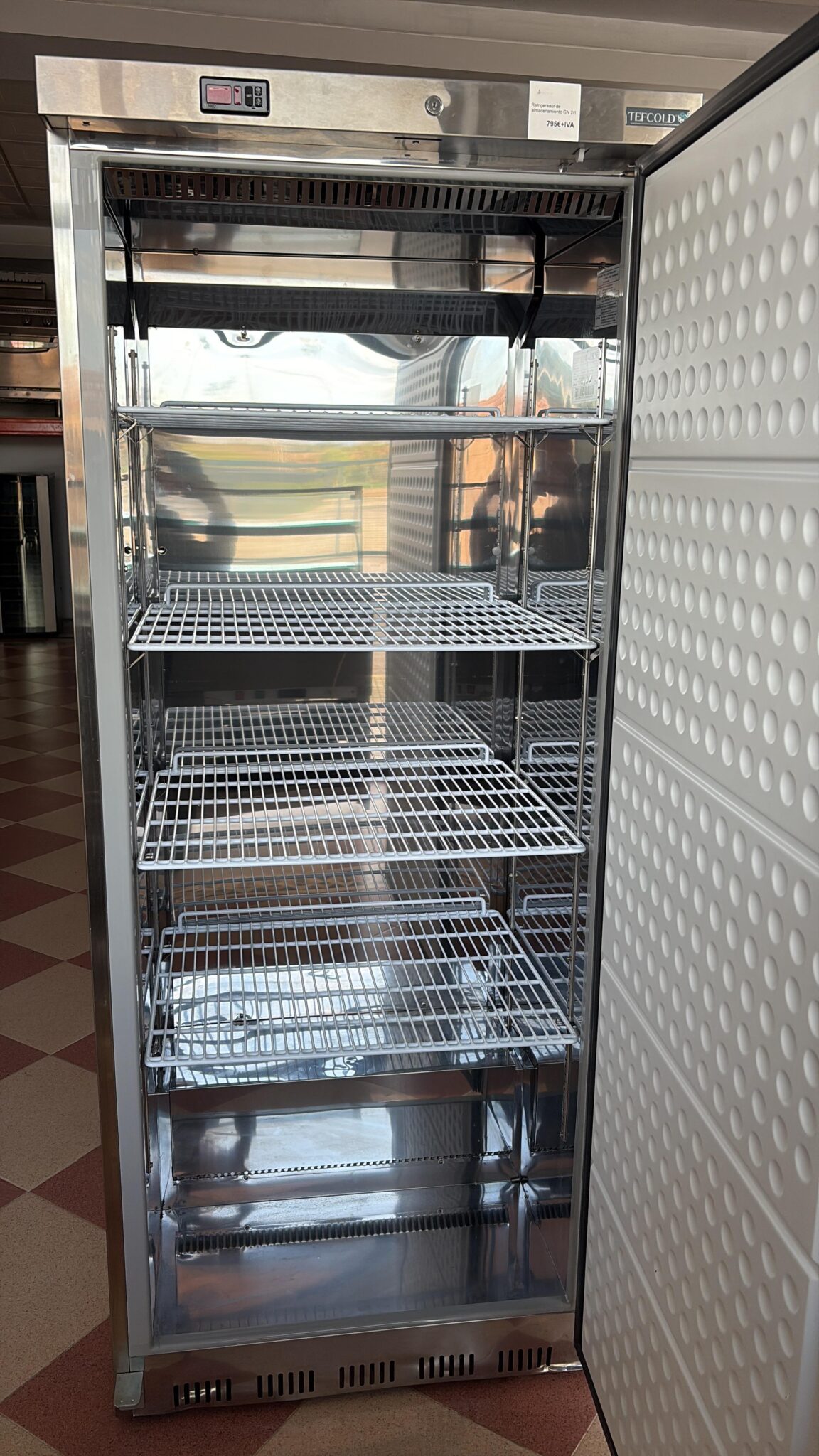 Armario Refrigerador de almacenamiento GN2/1 600 litros TEFCOLD (2a Mano) - Imagen 2