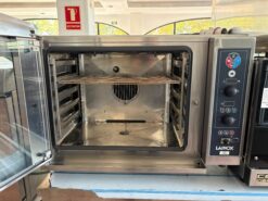 Alternative view of Horno mixto eléctrico 5 bandejas GN 1/1 LAINOX CVE051S