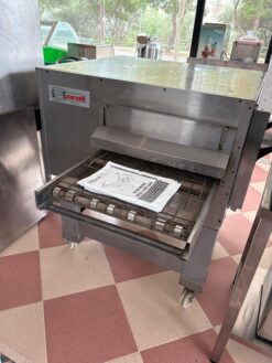 Alternative view of Horno de túnel eléctrico Zanolli Synthesis 08/50 VE (2a Mano)